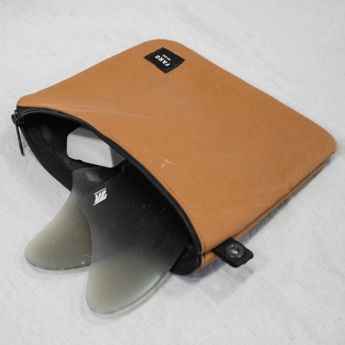 traveler fin wallet